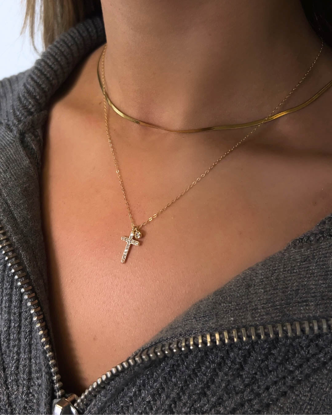 Women's Micro Diamond Gold Cross Necklace Pendant & Rope Gold Chain