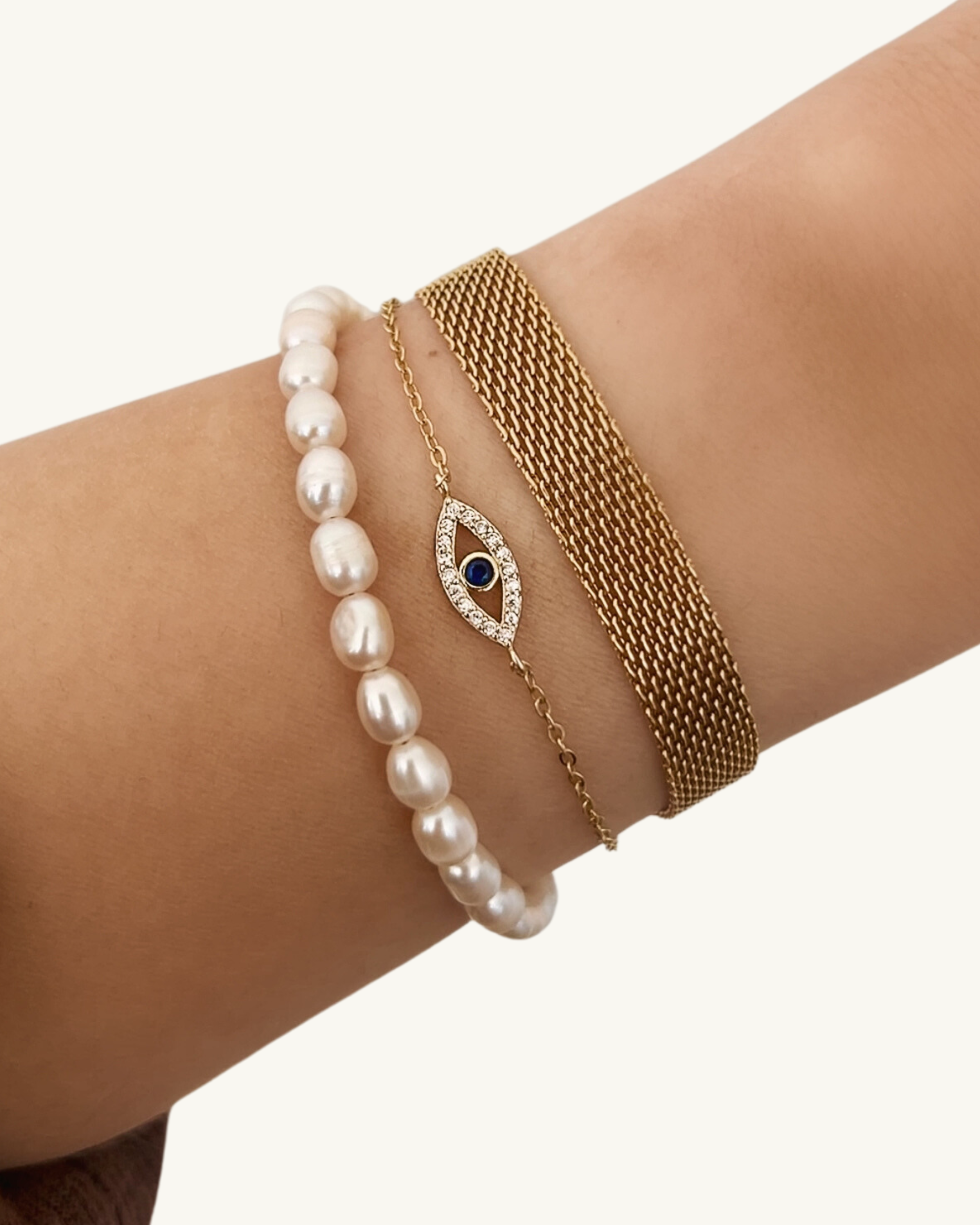 DAINTY EVIL EYE BRACELET