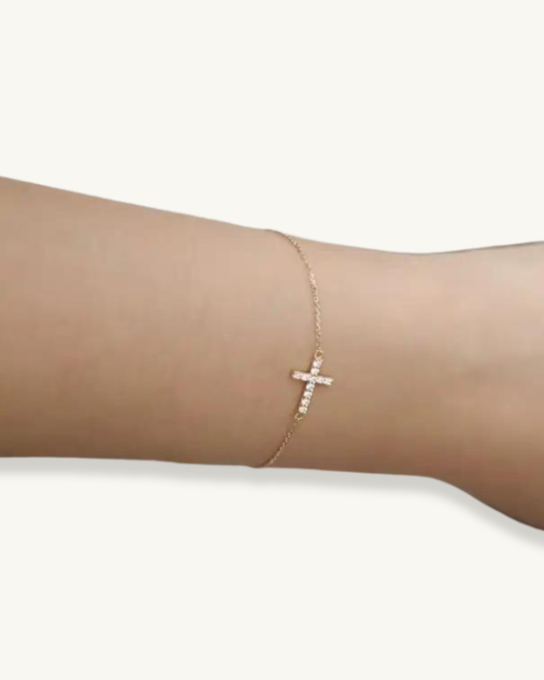 DIAMOND CROSS BRACELET
