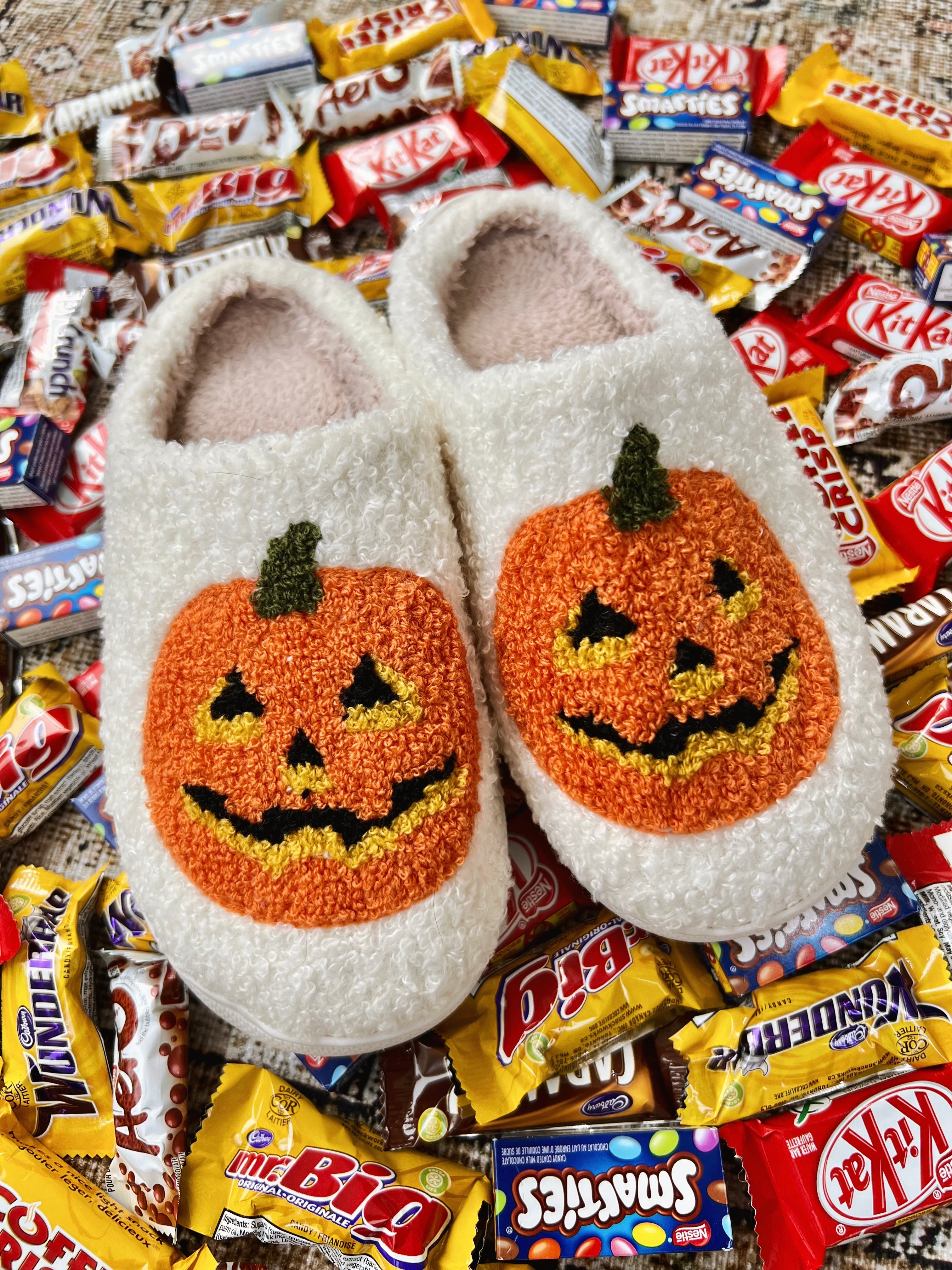 PUMPKIN SLIPPERS