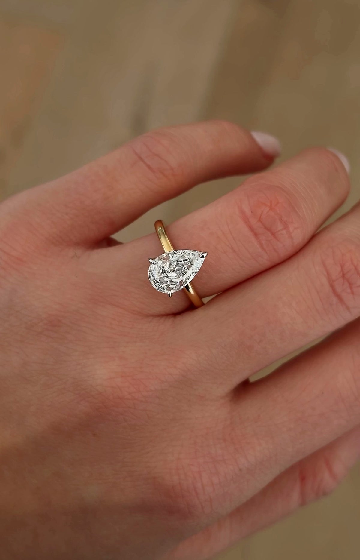 PALOMA - SOLITAIRE DE LUXE POIRE 3 CARATS