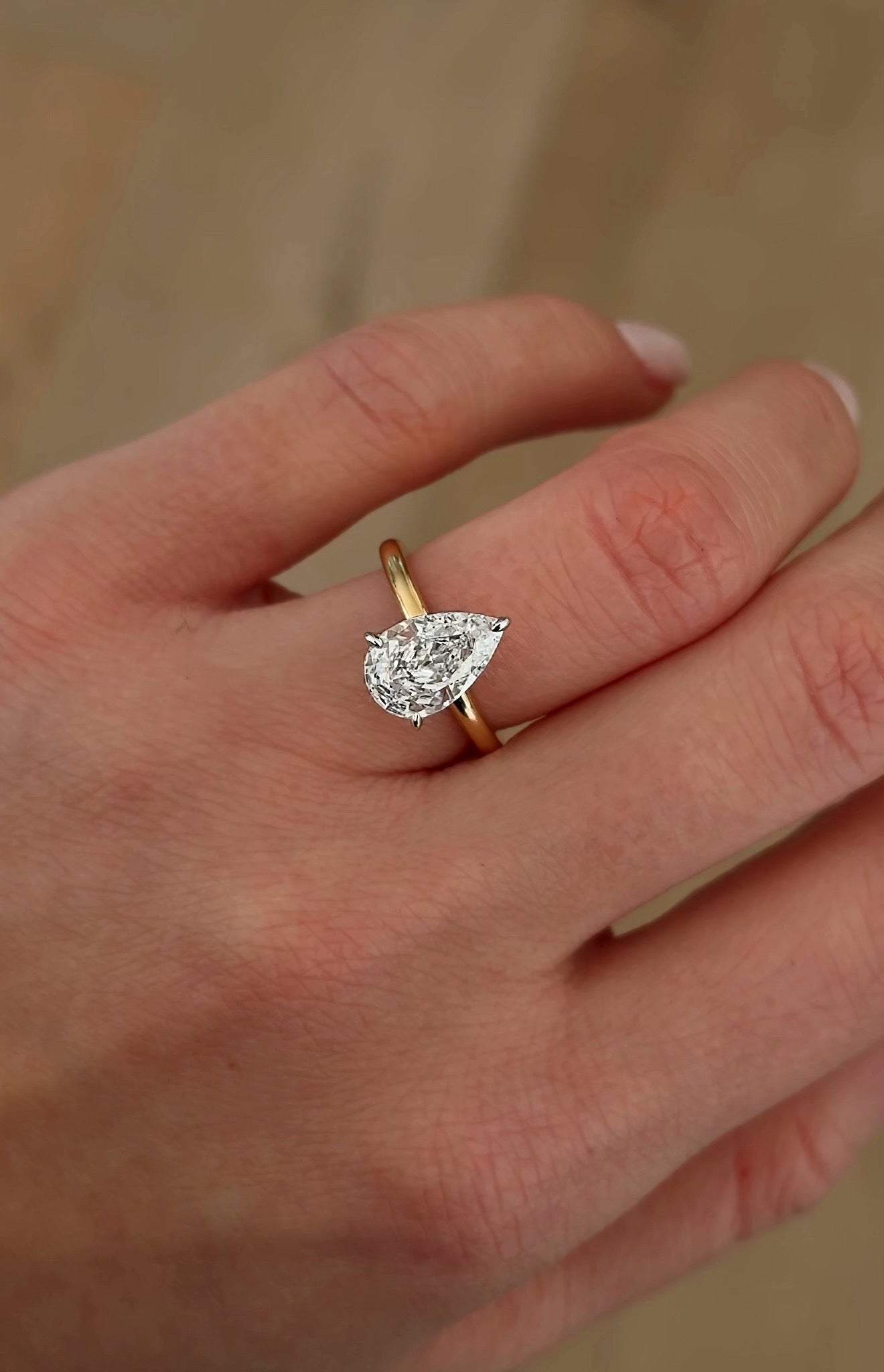 3CT PEAR SOLITAIRE