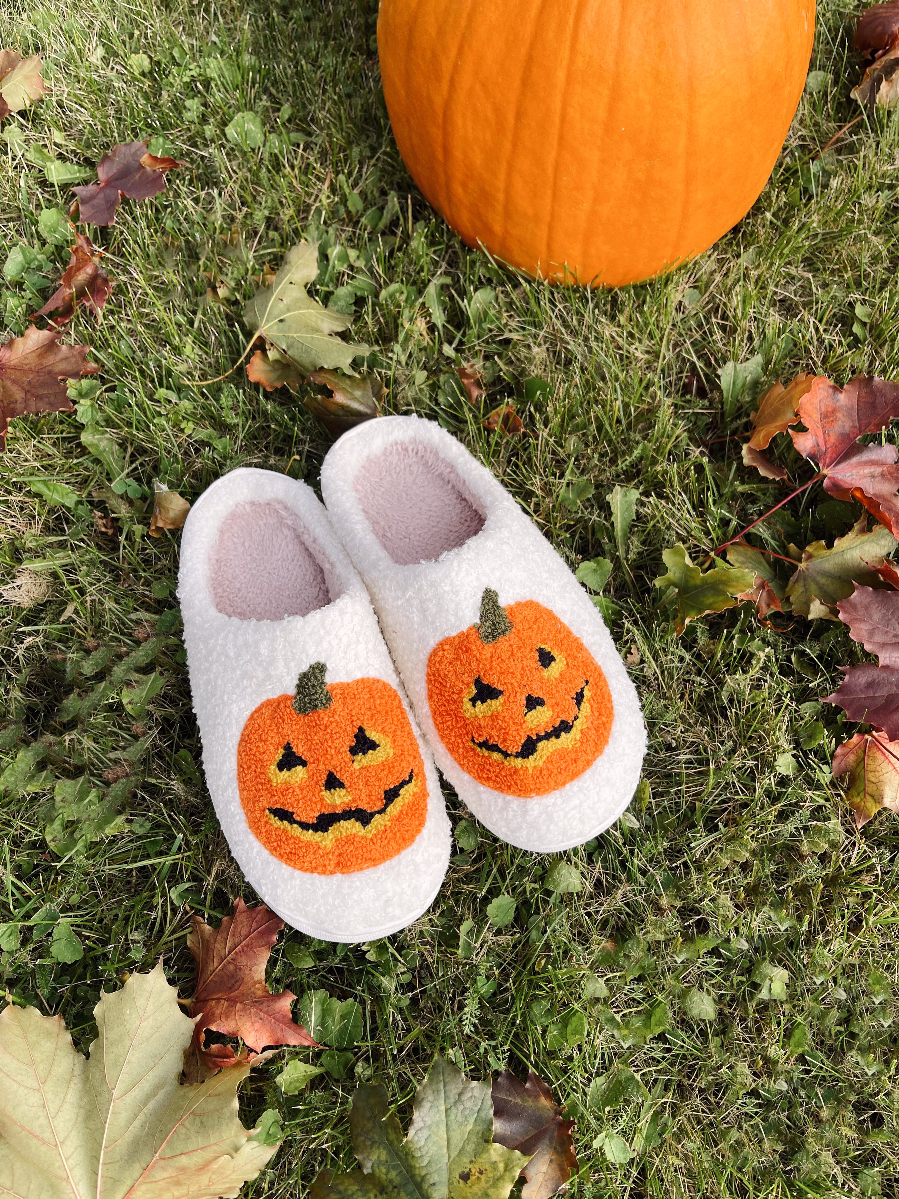 PUMPKIN SLIPPERS
