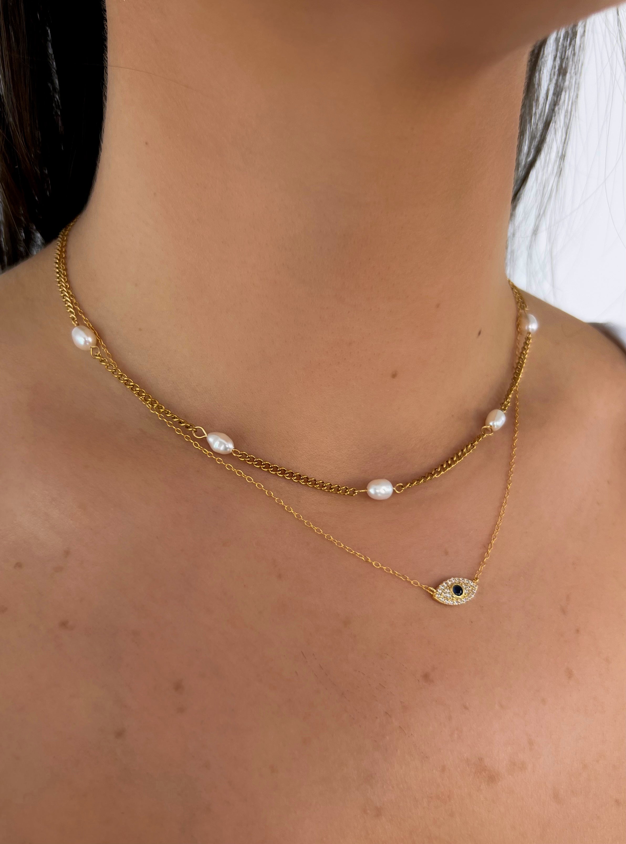 SELENE NECKLACE