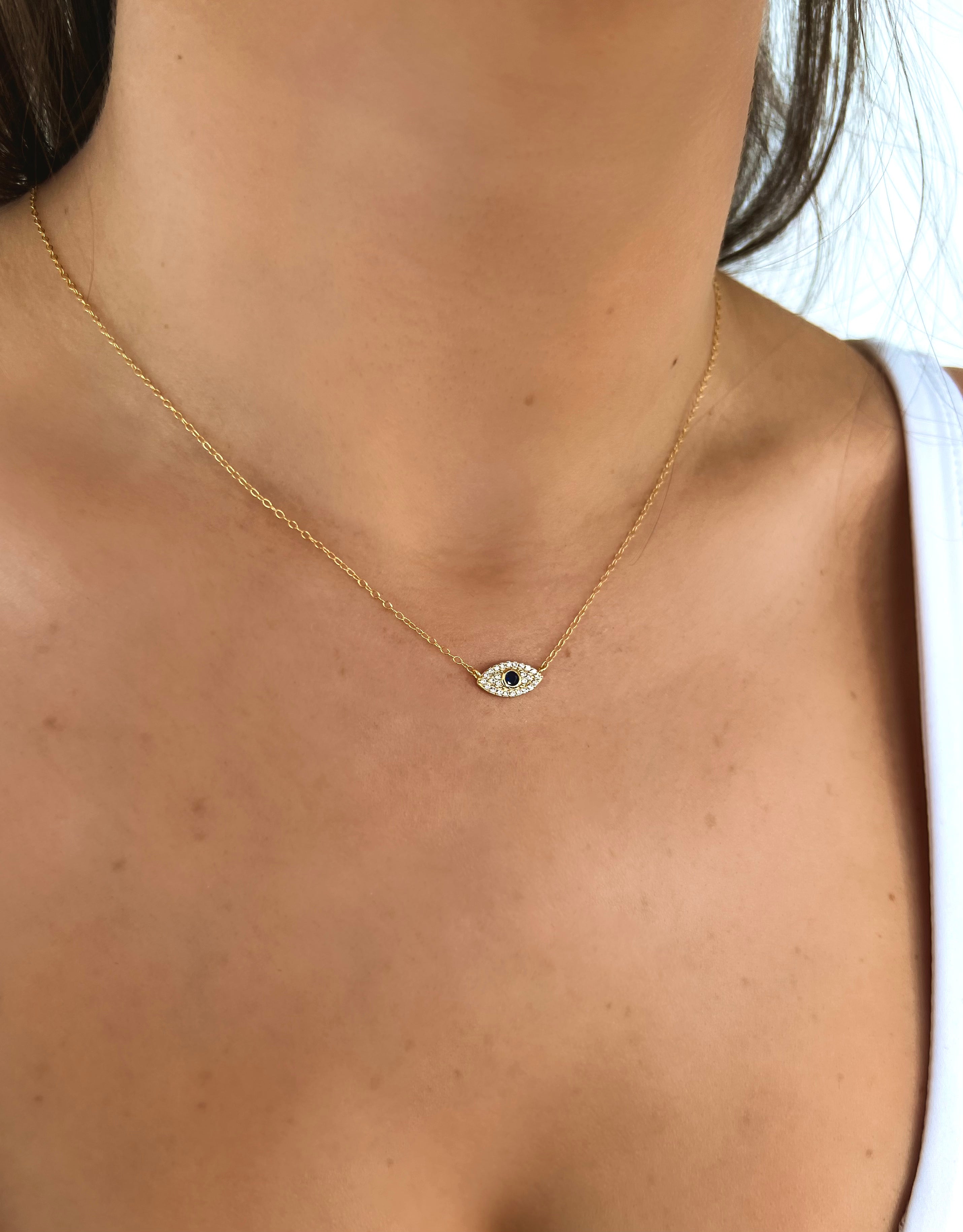 SELENE NECKLACE