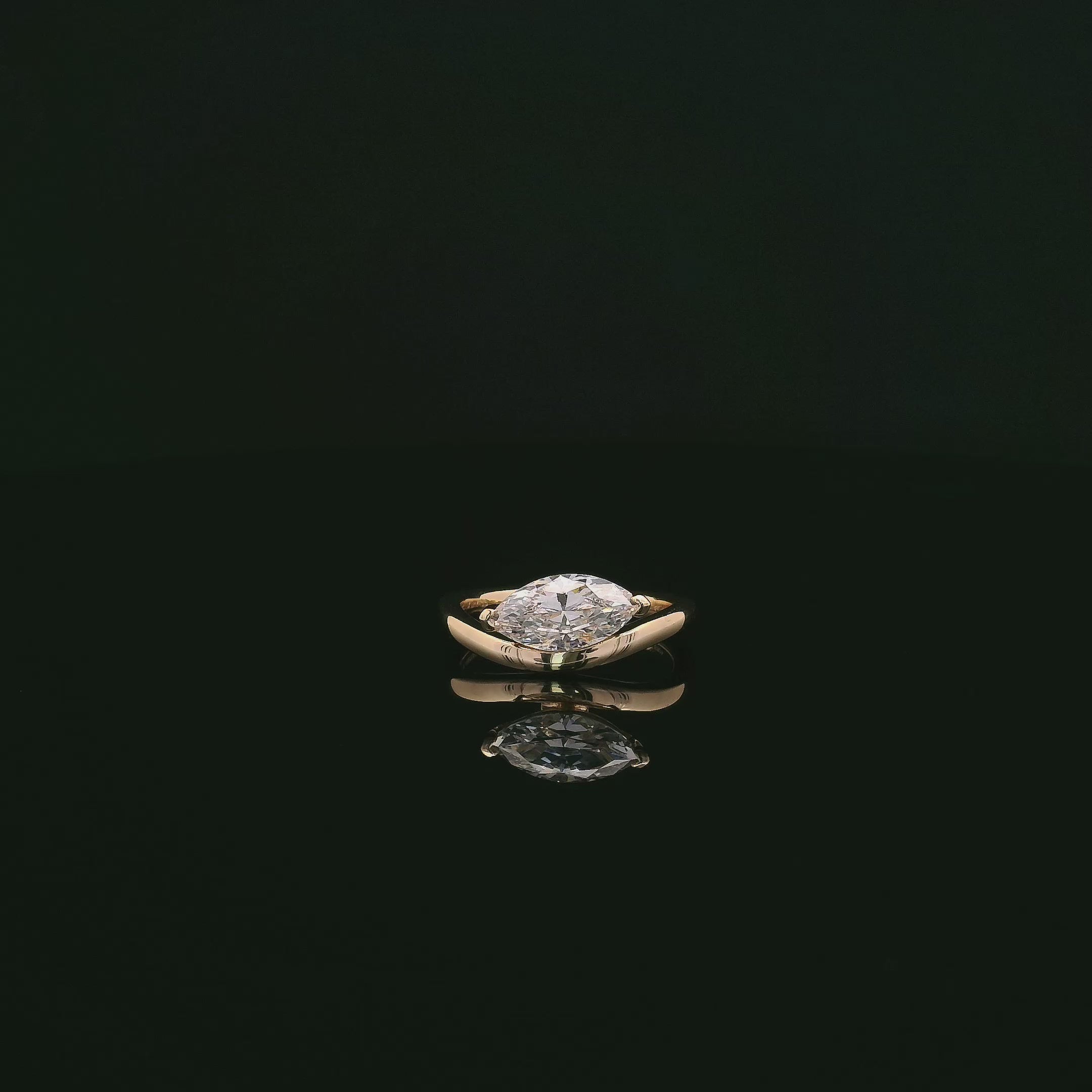 SOLEIL MARQUISE LUXE RING
