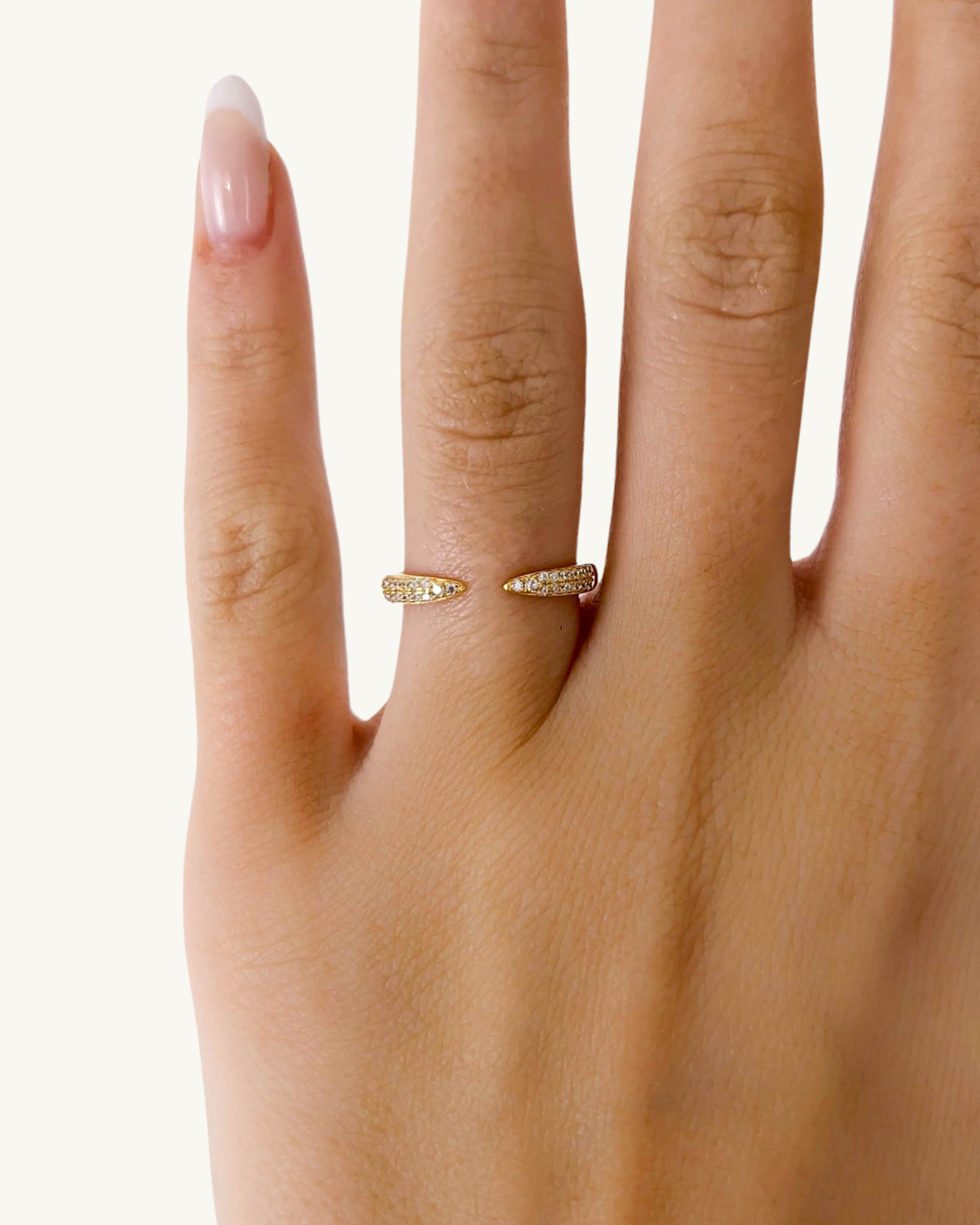 PAVÉ RAQUEL RING