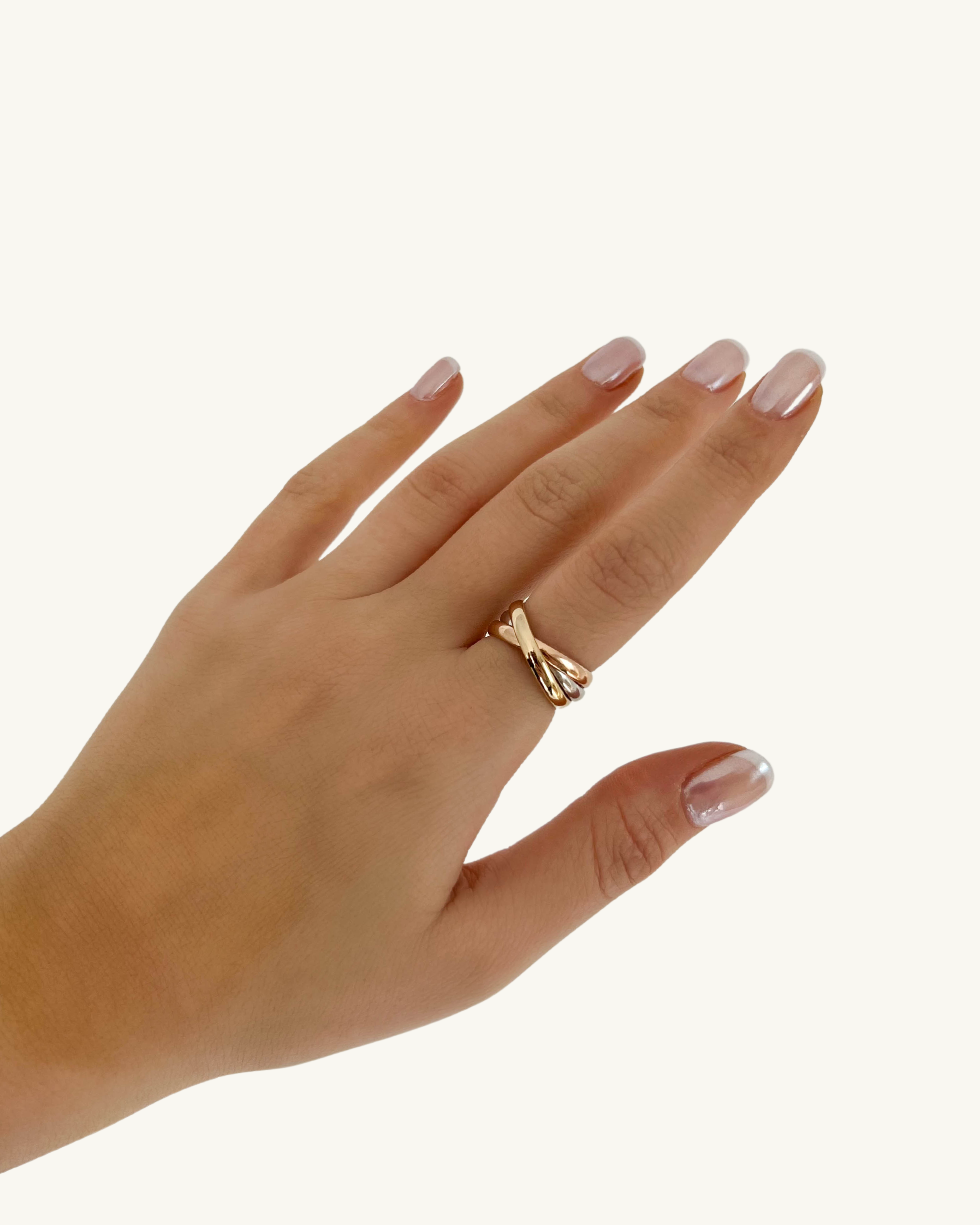 TRIA LUXE RING