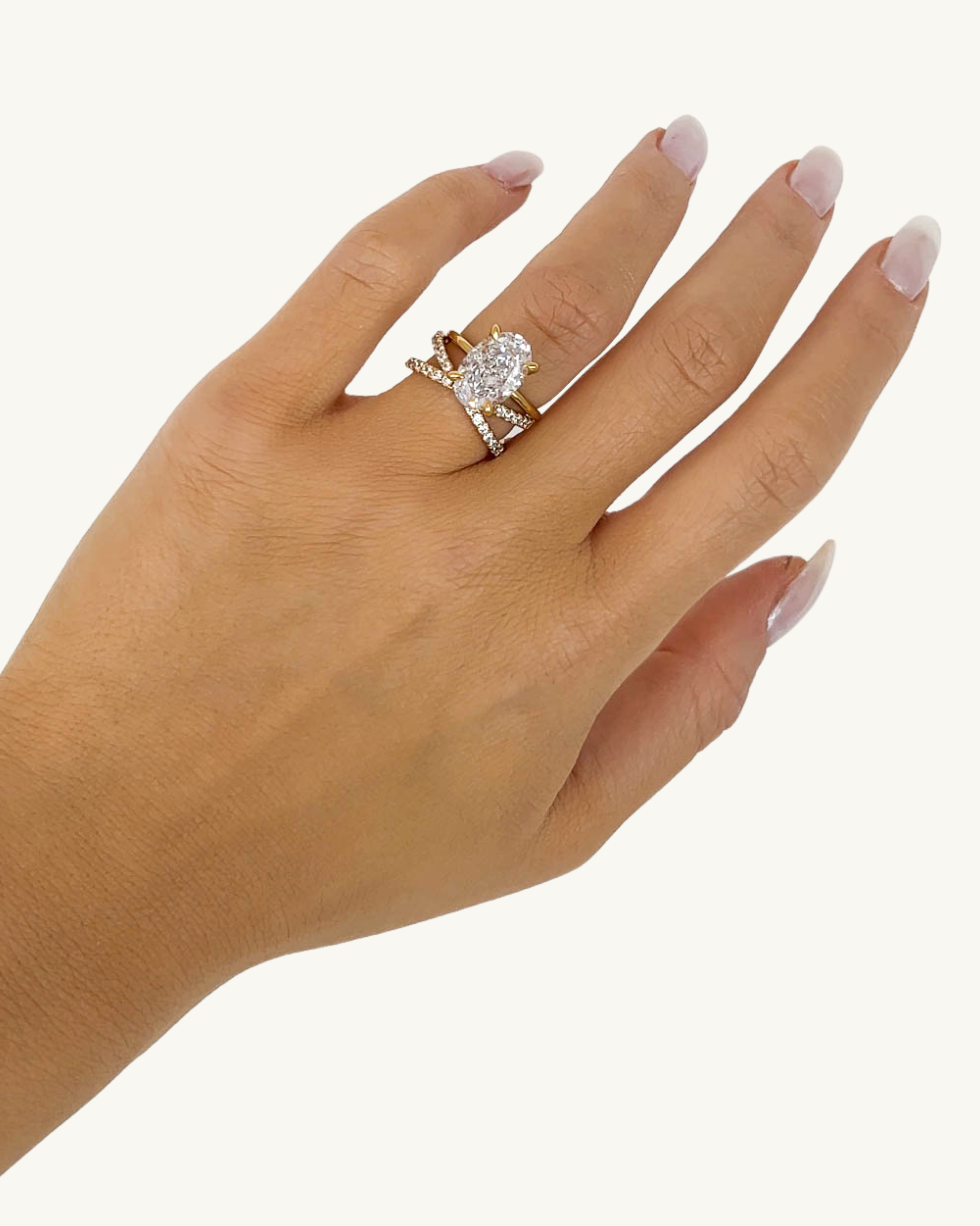 CROSSOVER LUXE RING