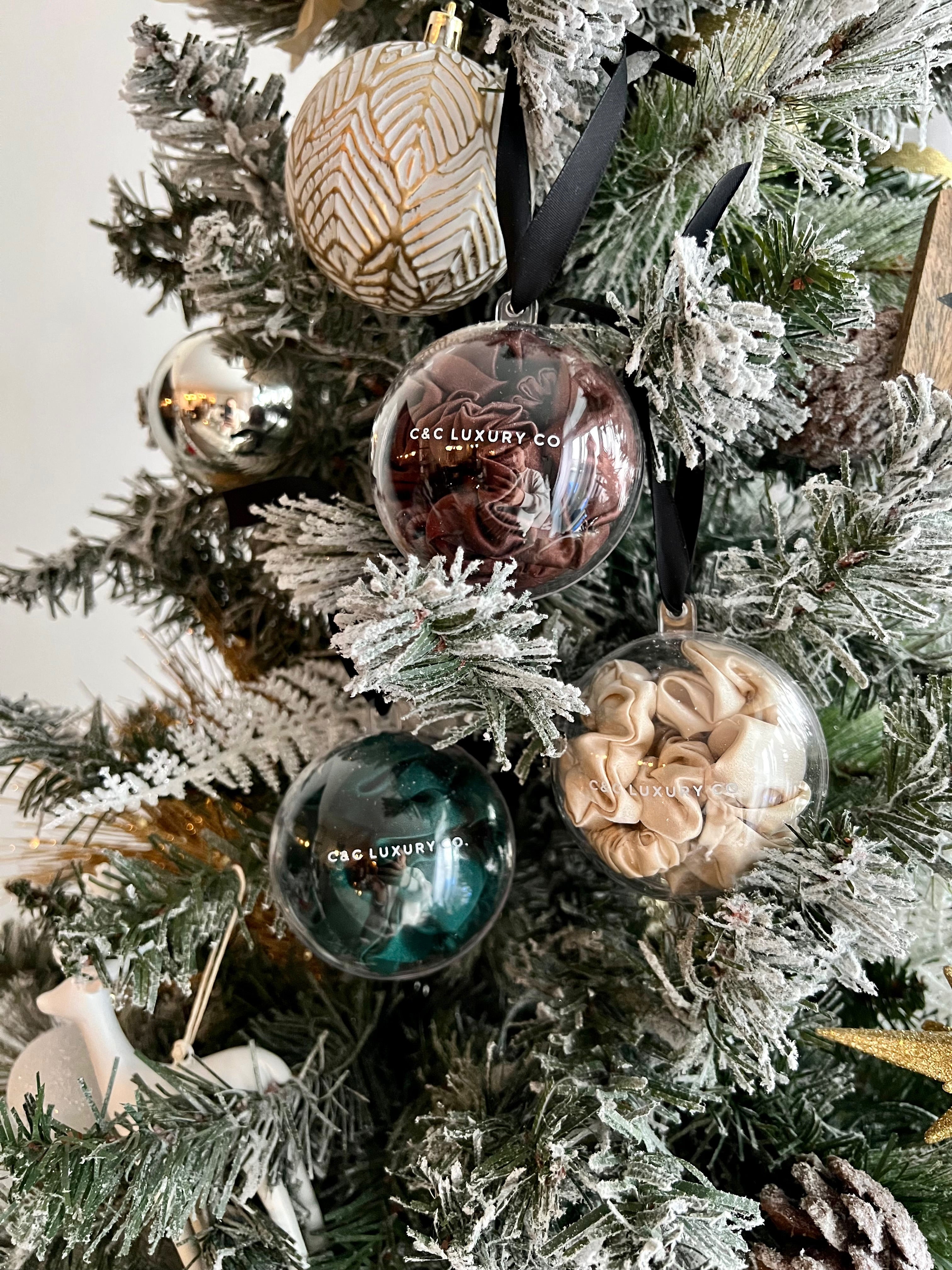 HOLIDAY SILK SCRUNCHIE SET