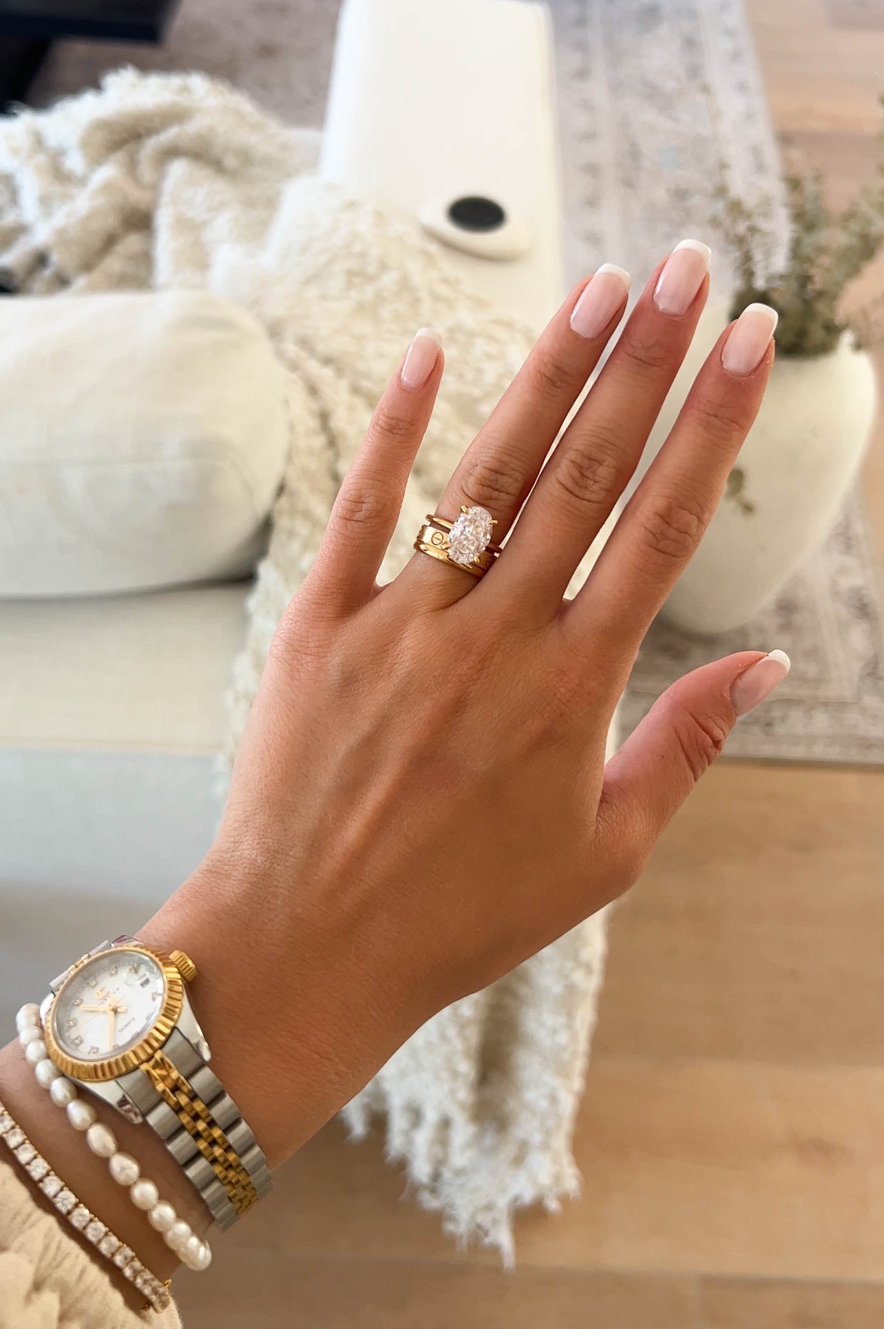 4.7ct OVAL SOLITAIRE