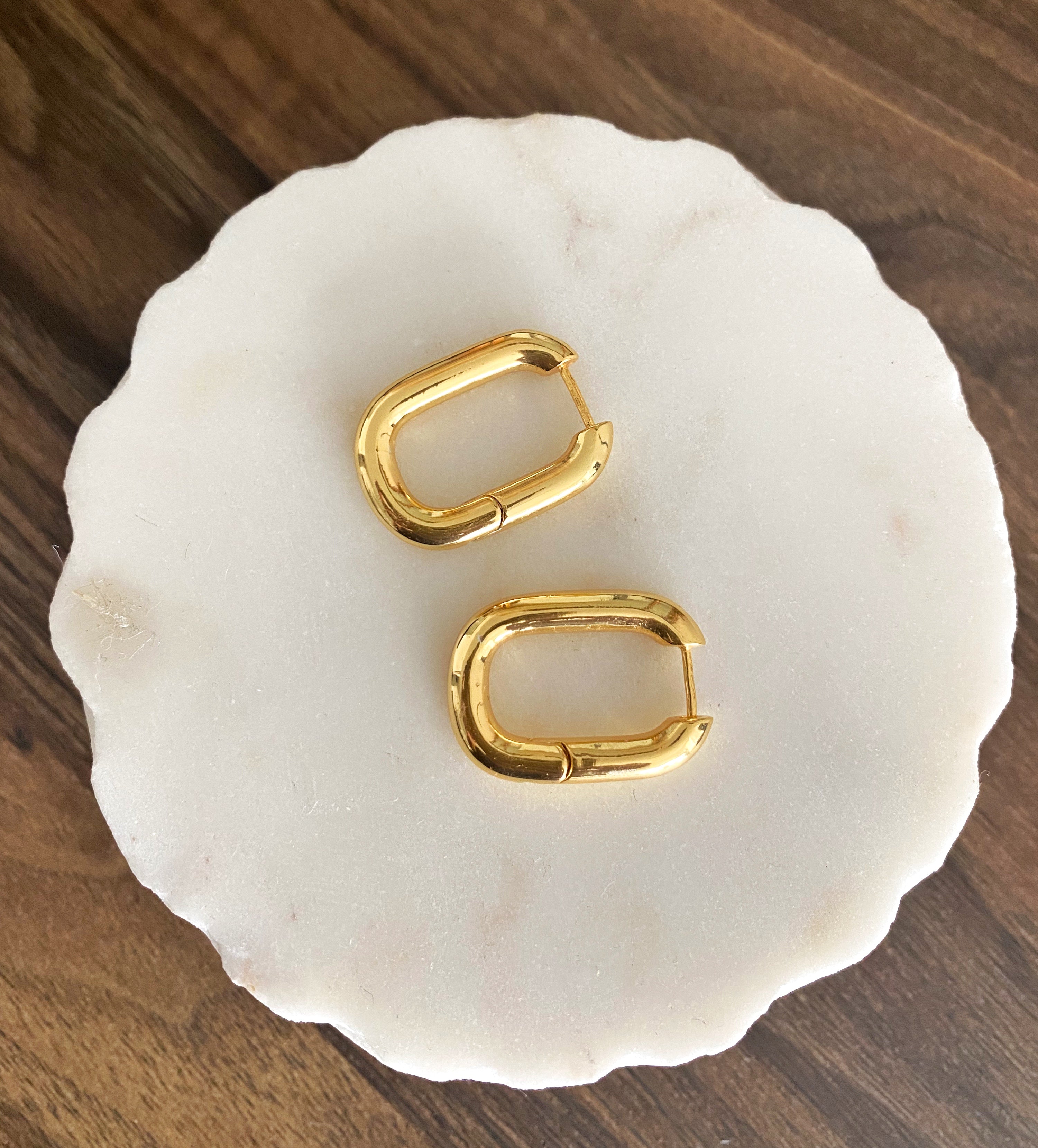 RETRO OVAL HOOP
