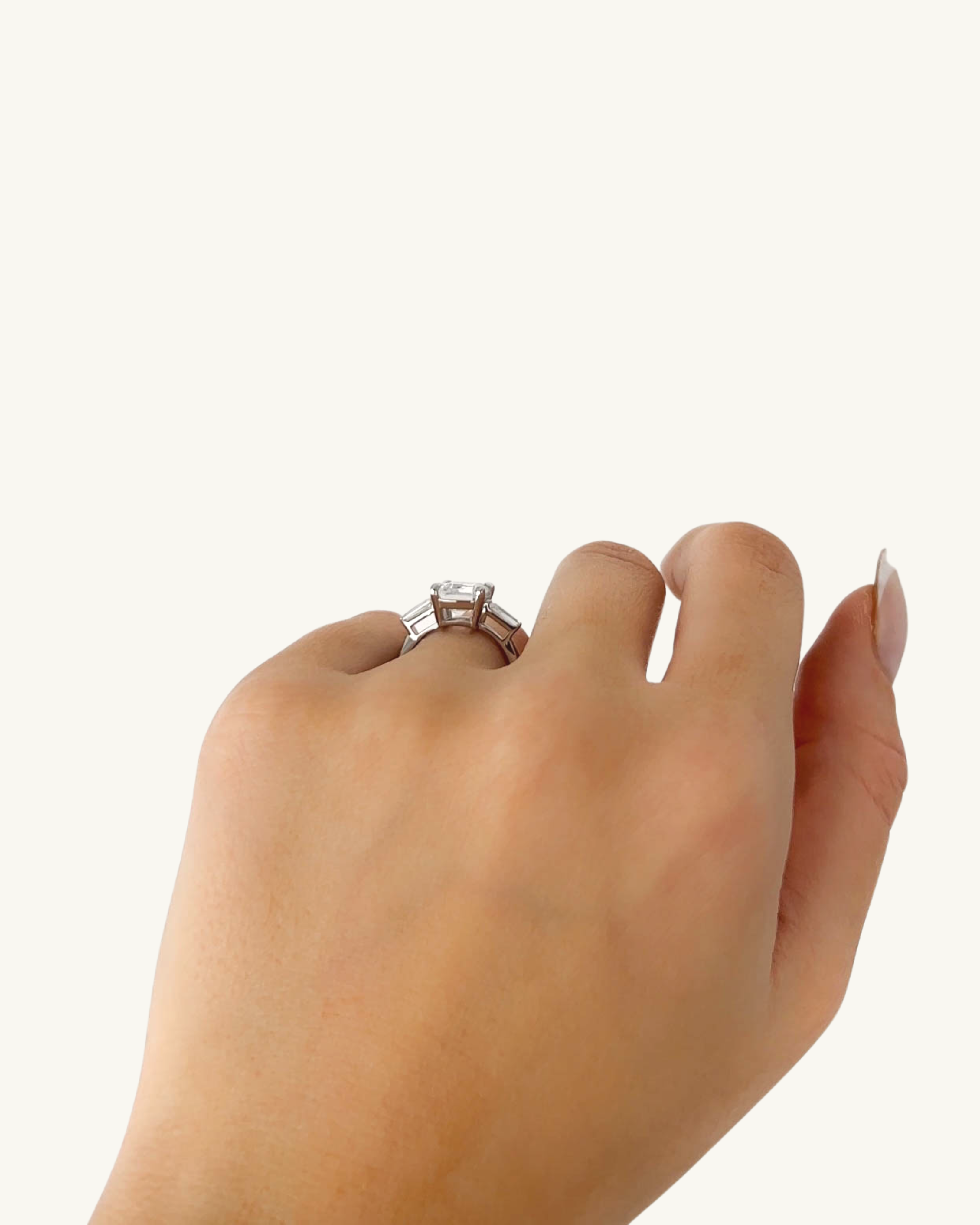 EMERALD 3 STONE Luxe Ring