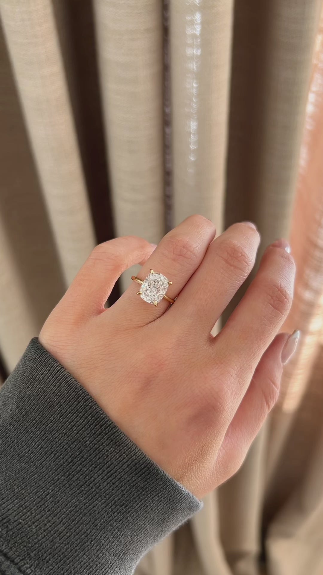 ELONGATED CUSHION CUT Solitaire
