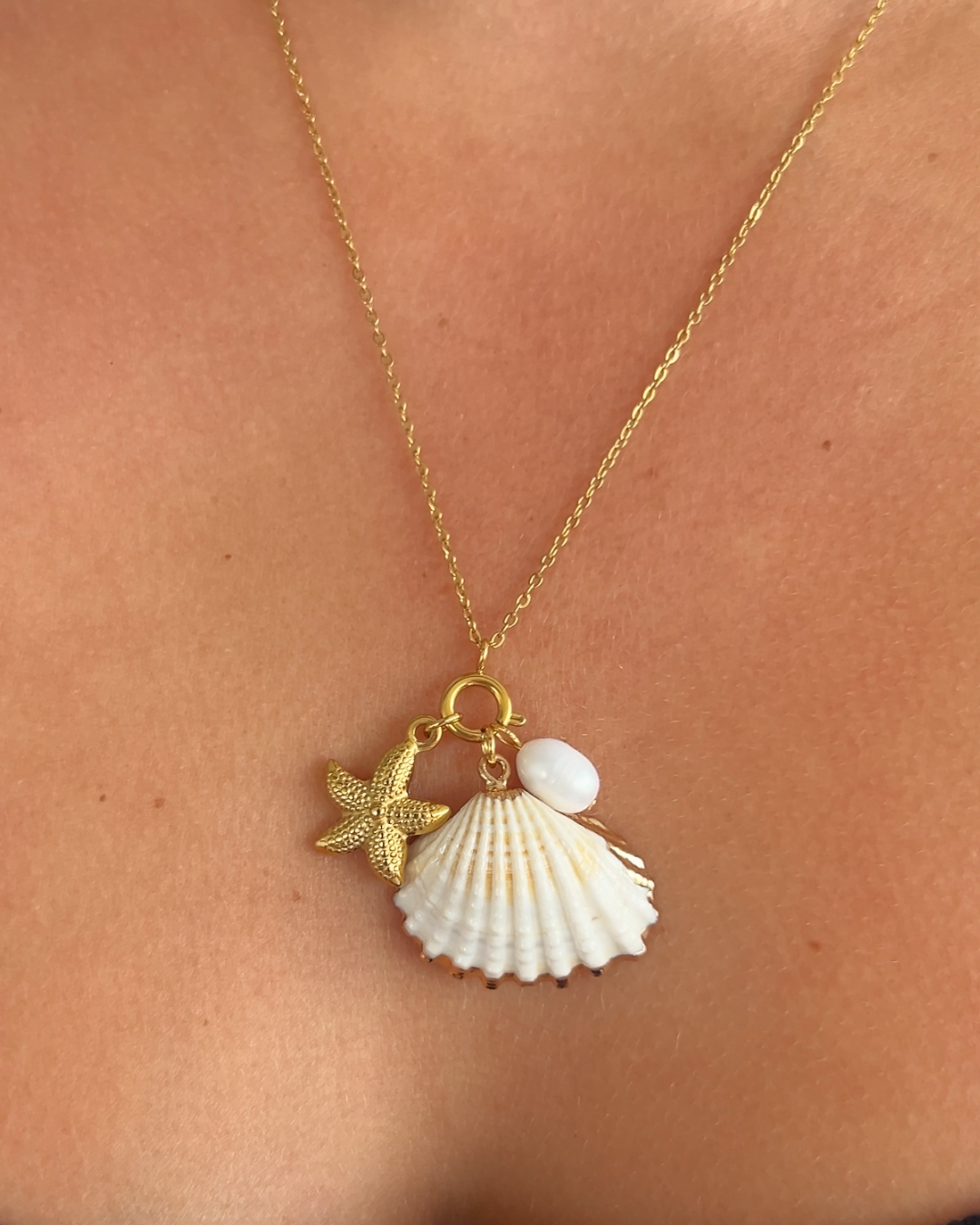 SEASHELL NECKLACE