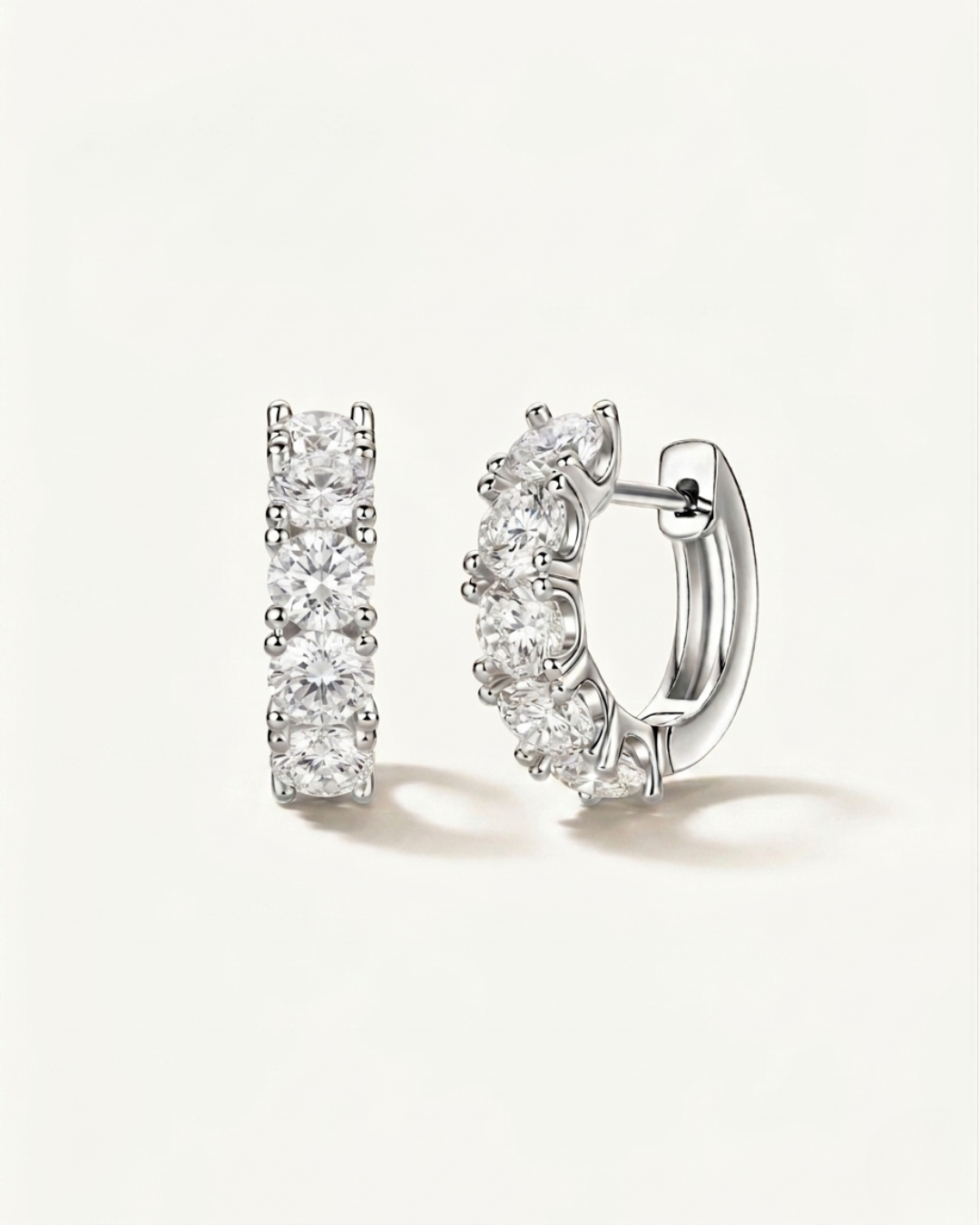 ANDIE EARRING - MOISSANITE HUGGIE