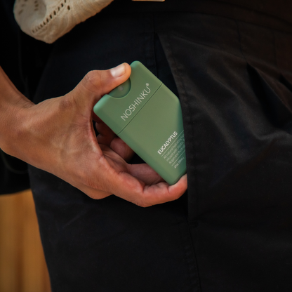 Désinfectant pour les mains hydratant de poche rechargeable à l&