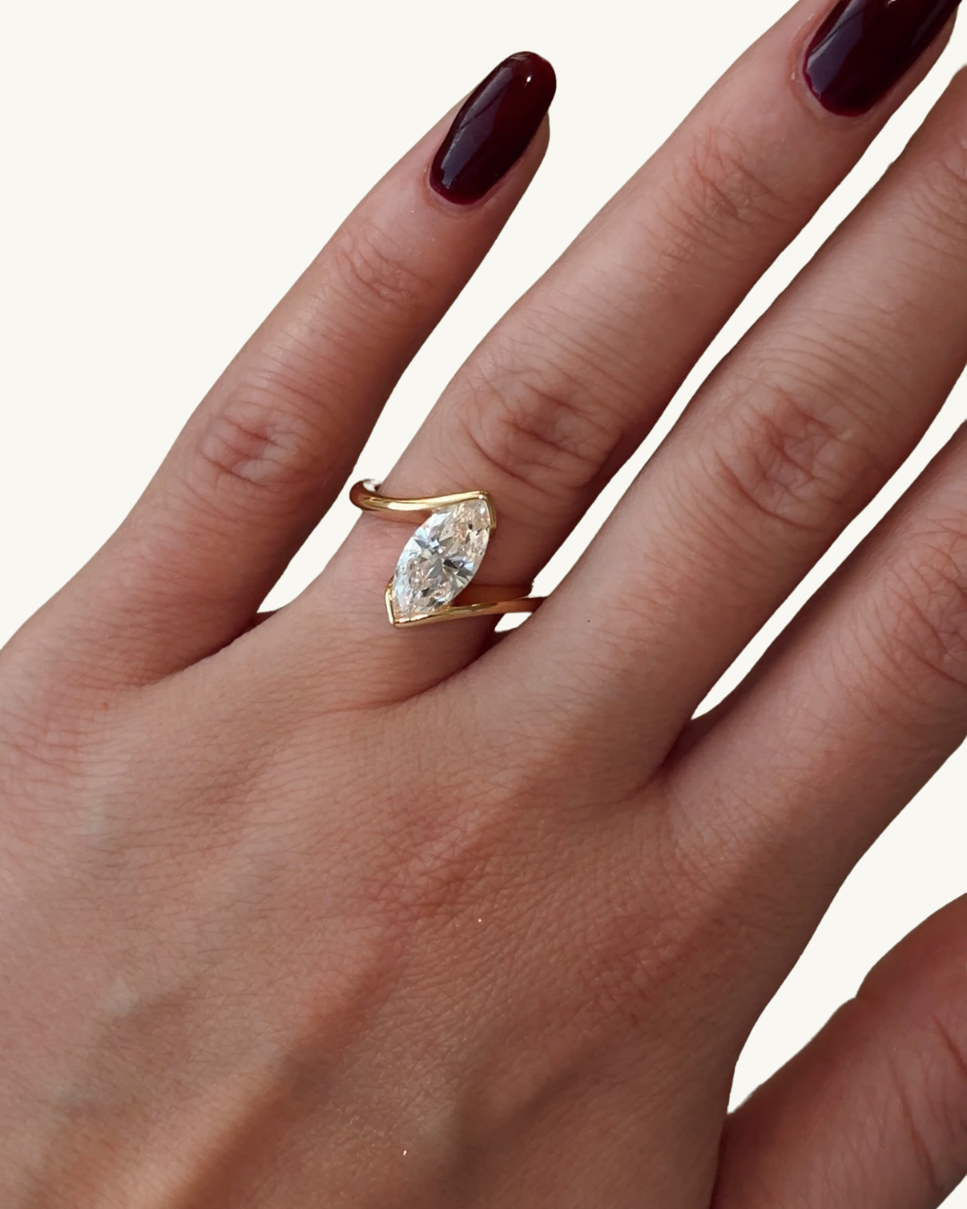 MARQUISE ARC LUXE RING