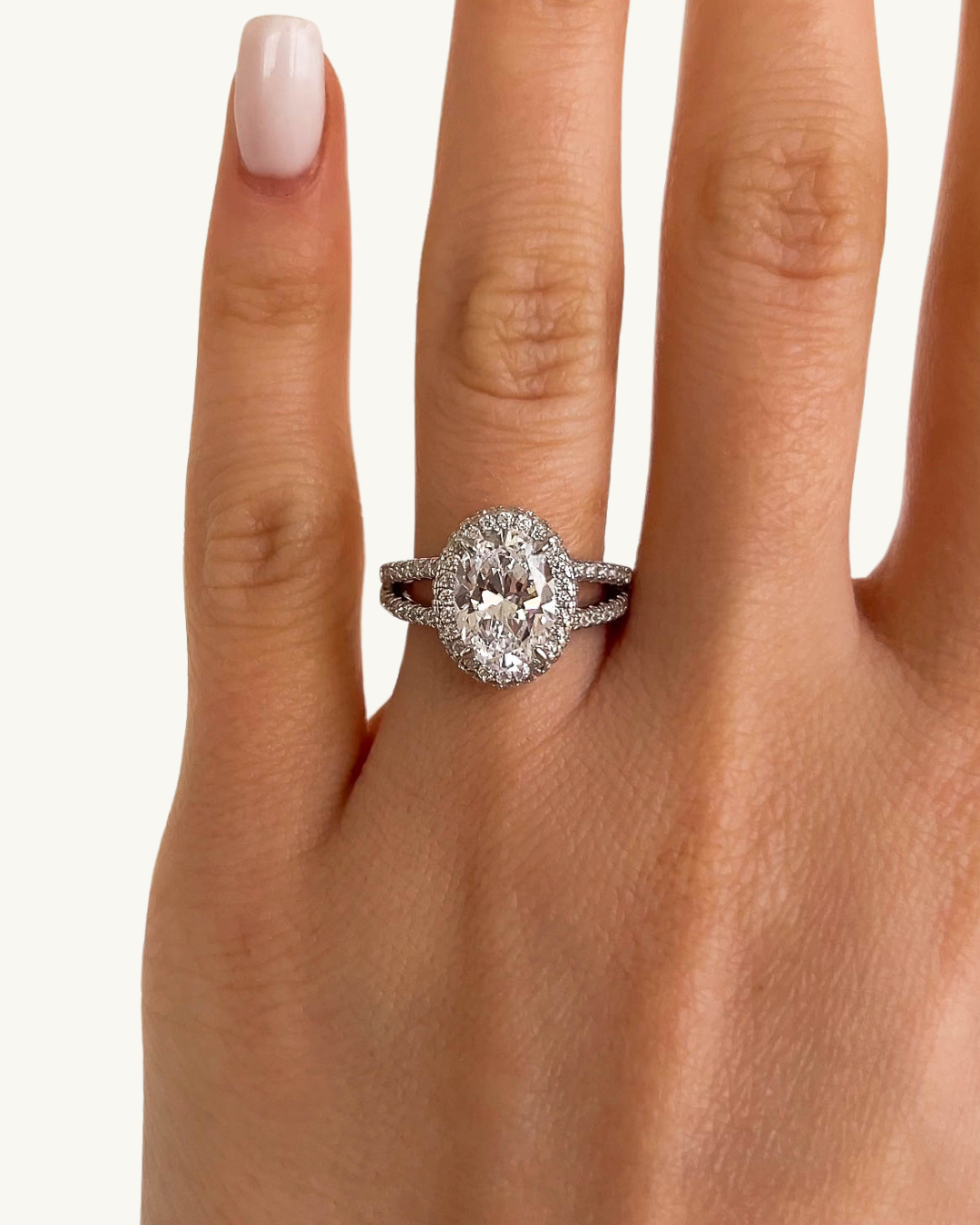 CAMBELL - BAGUE OVALE HALO DE LUXE