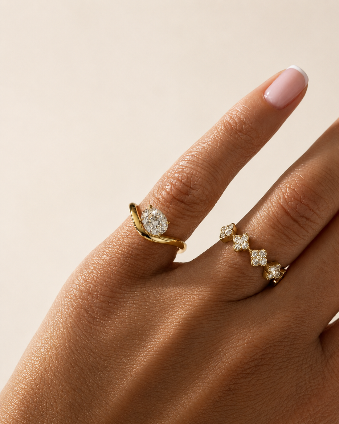 LUNA OVAL LUXE RING