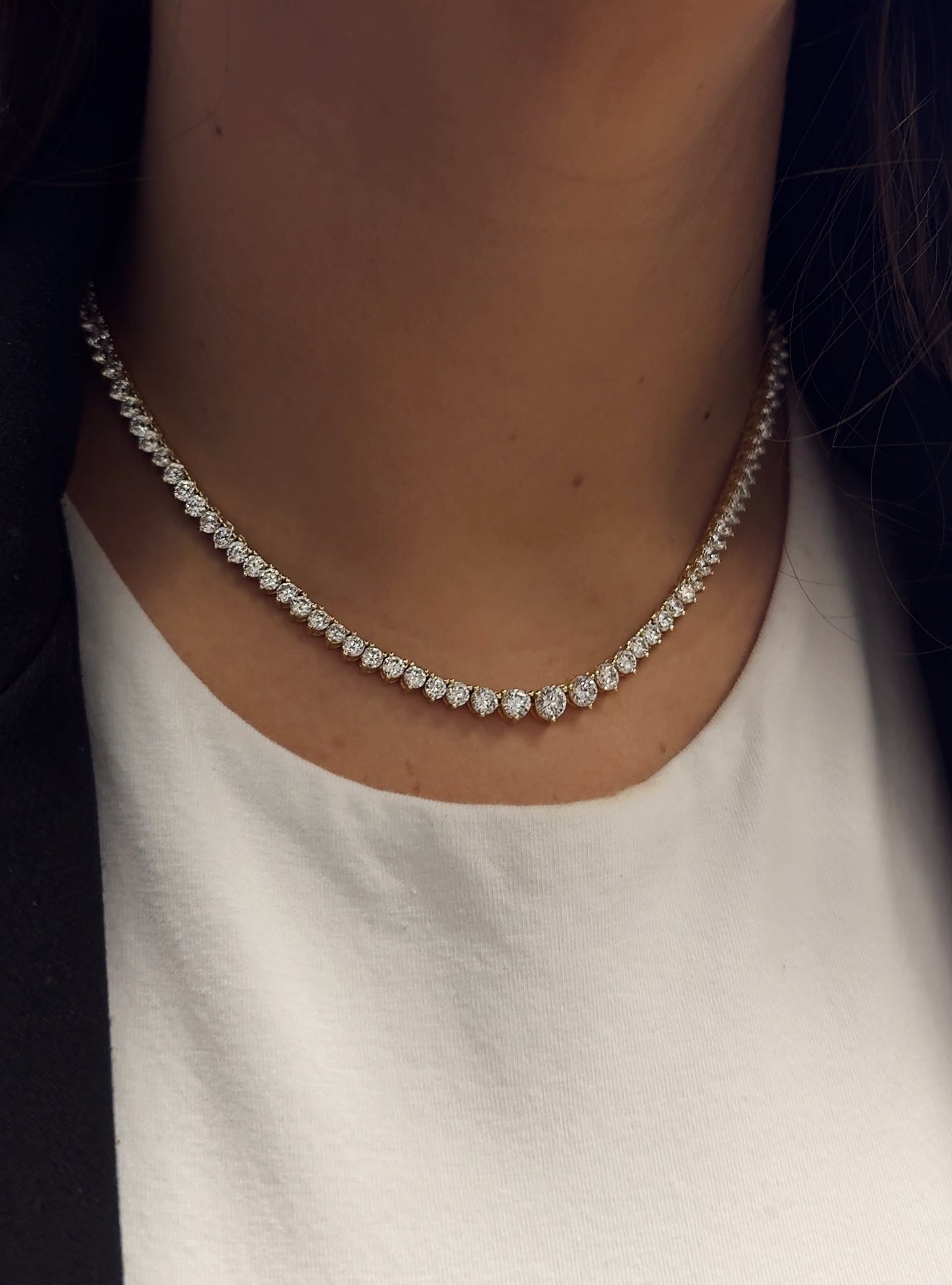 GRADUATED LUXE TENNIS NECKLACE