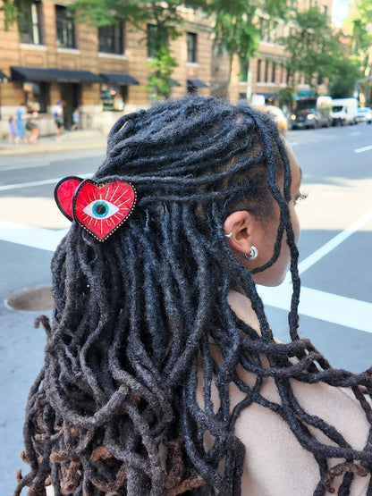 Lucky Eye Heart Hair Claw Clip