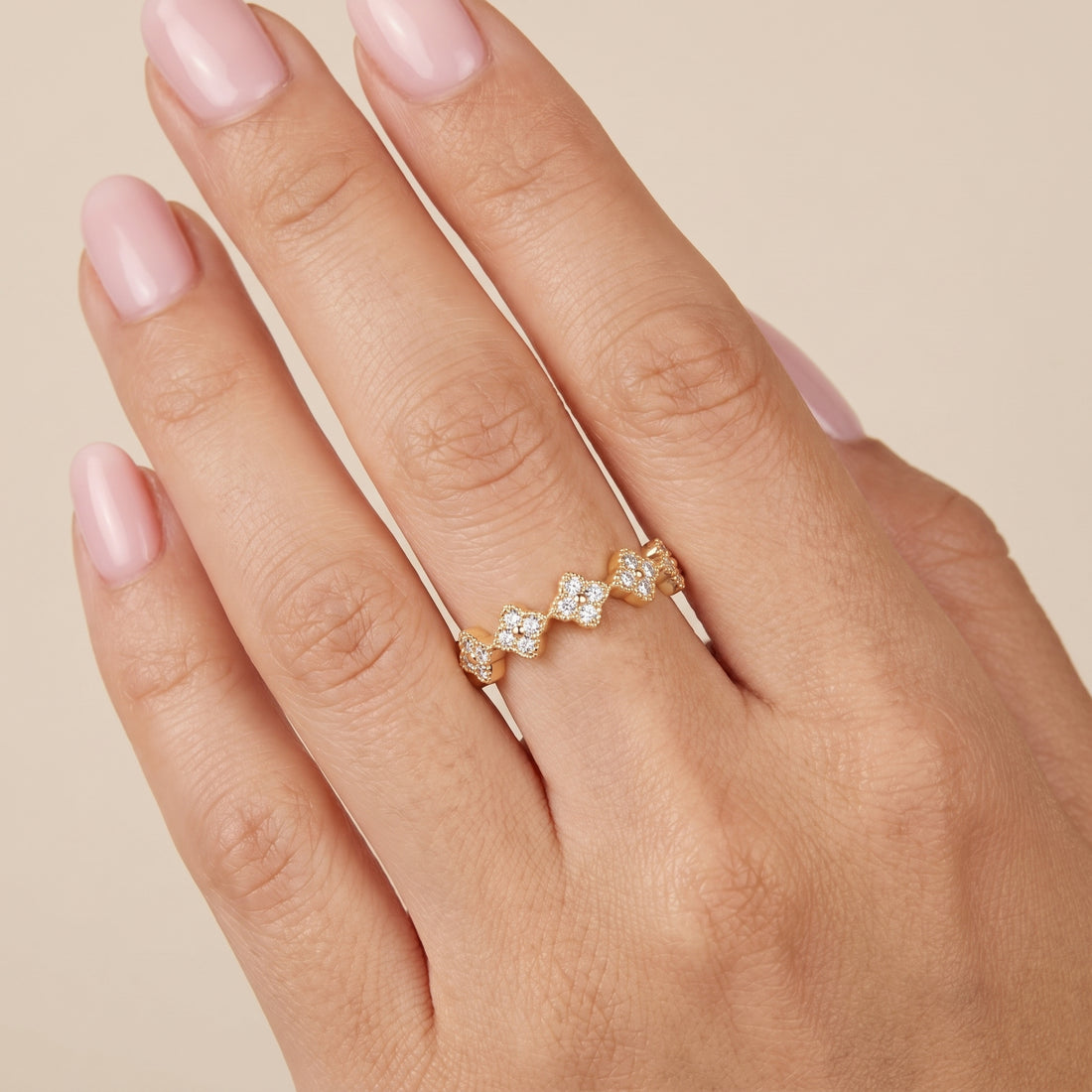 CLEO MOISSANITE BAND