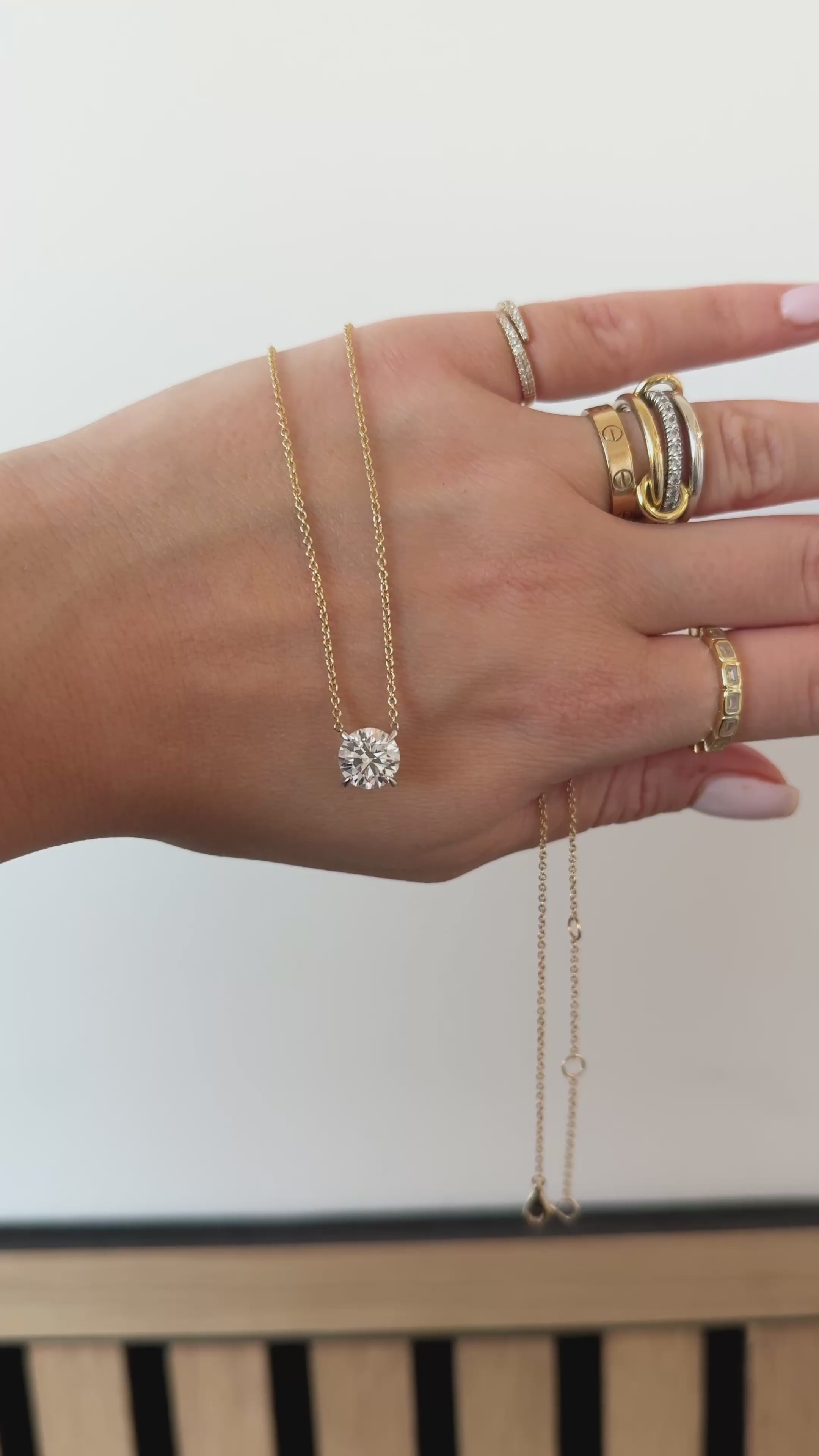 FLOATING DIAMOND SOLITAIRE NECKLACE