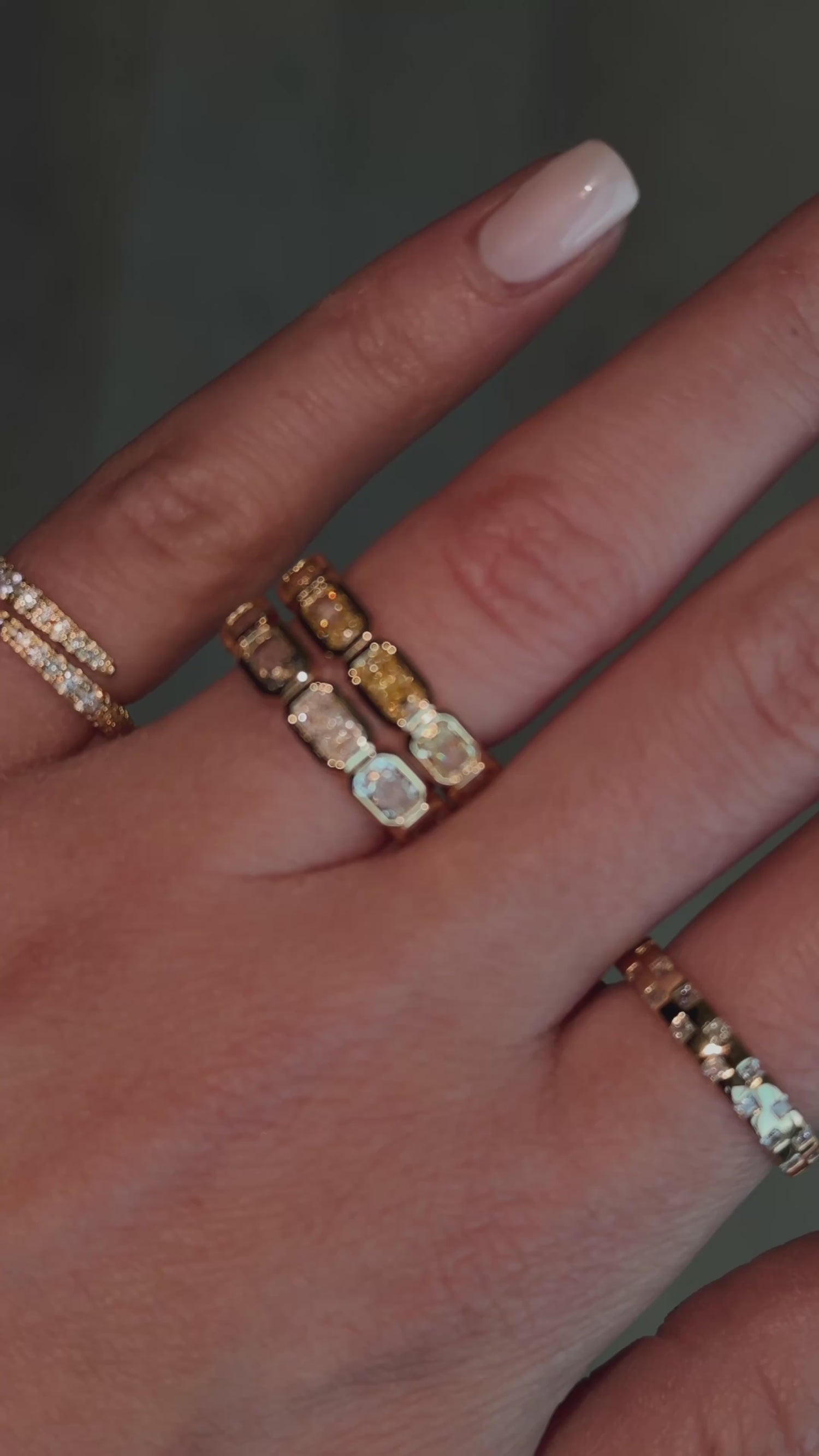 LUXE CHECKERED BAND
