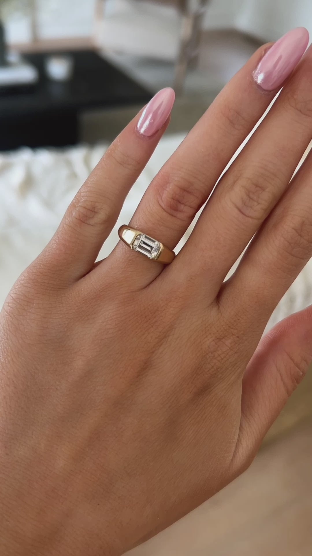 Bague de luxe PINKY ÉMERAUDE 