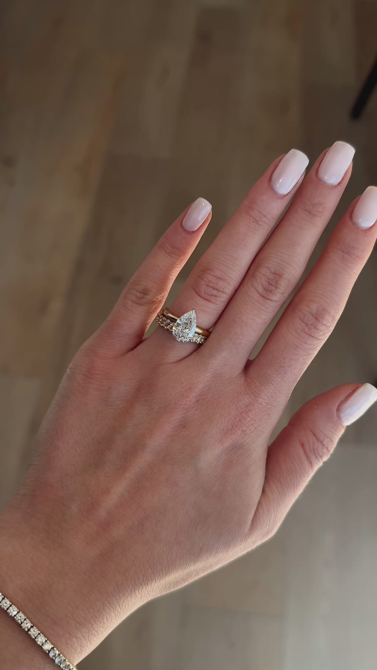 LUCIA - MICRO OVAL ETERNITY LUXE BAND