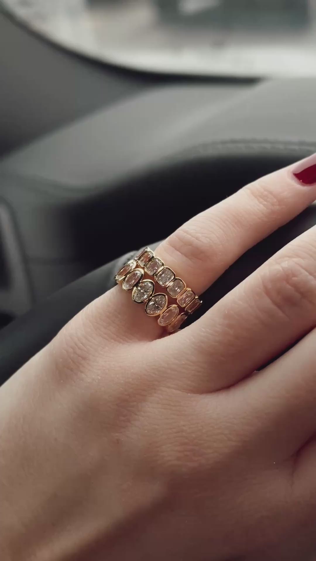 DAISY - OVAL BEZEL LUXE RING