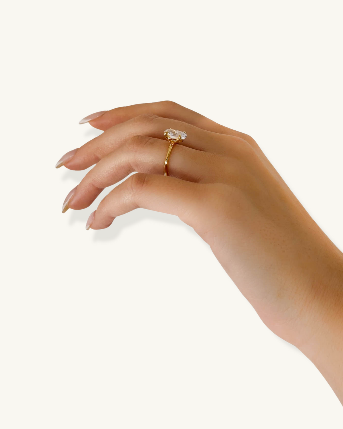 SERENA - SOLITAIRE OVALE DE LUXE 2,5 CT