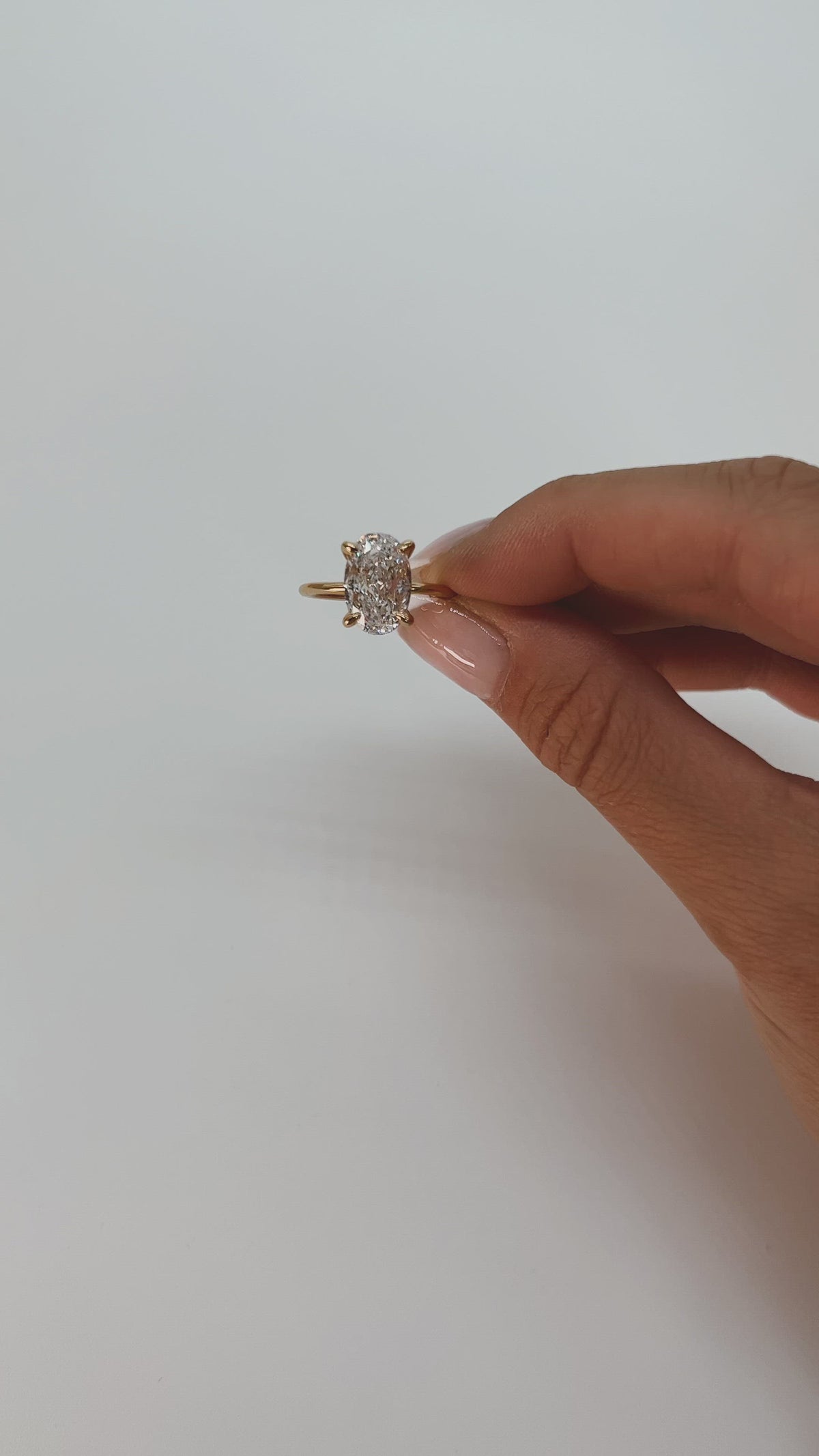 SUTTON - 4.7ct OVAL LUXE SOLITAIRE
