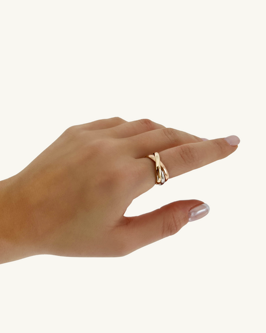 TRIA LUXE RING