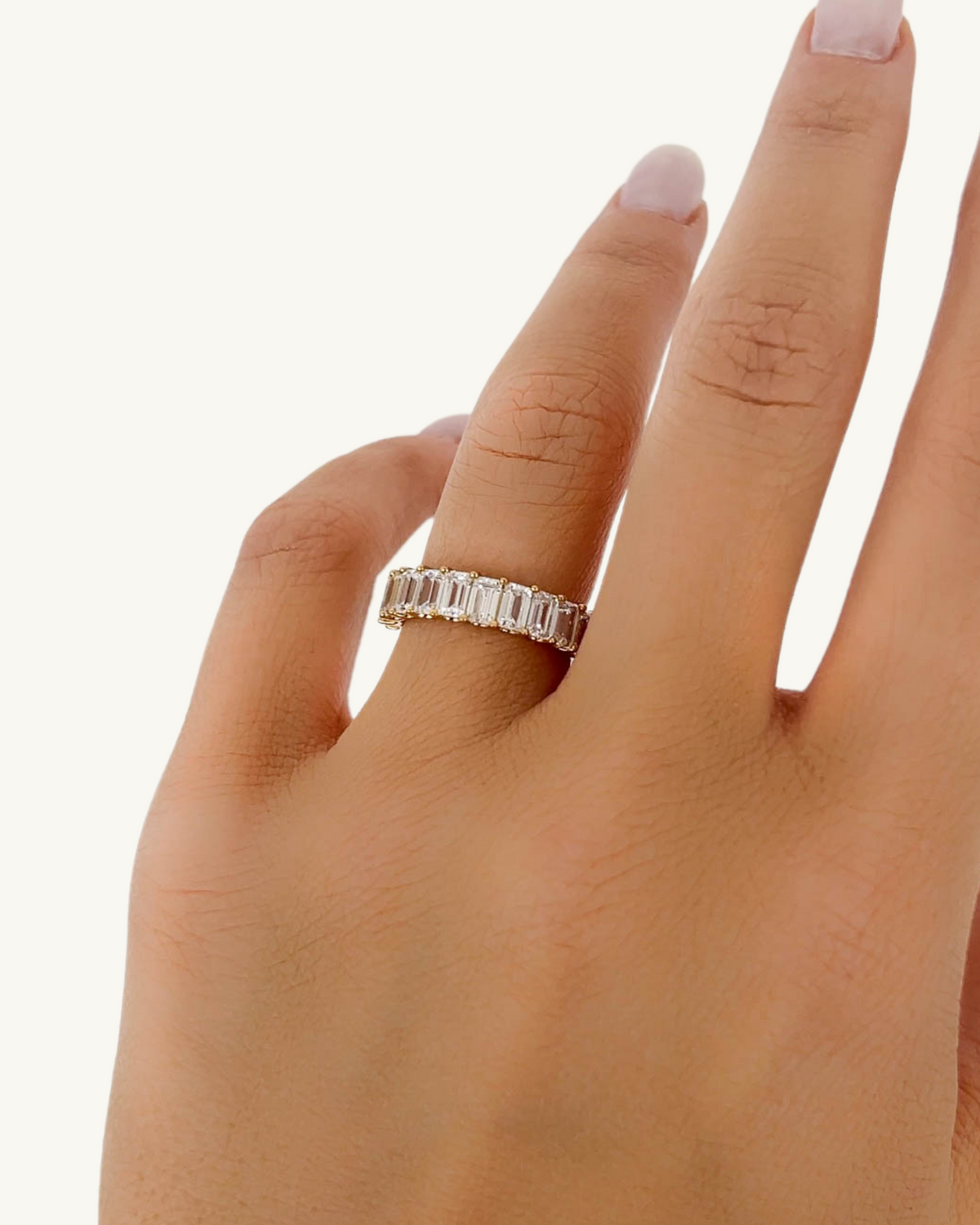 ELIZABETH - EMERALD HALF LUXE BAND