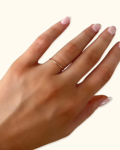 14K SOLID GOLD STACKABLE RING