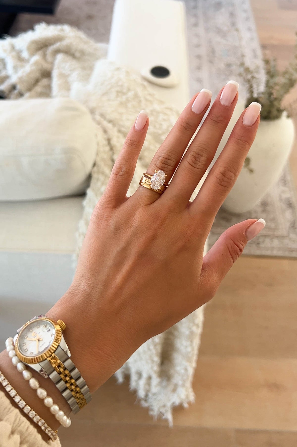 SUTTON - 4.7ct OVAL LUXE SOLITAIRE