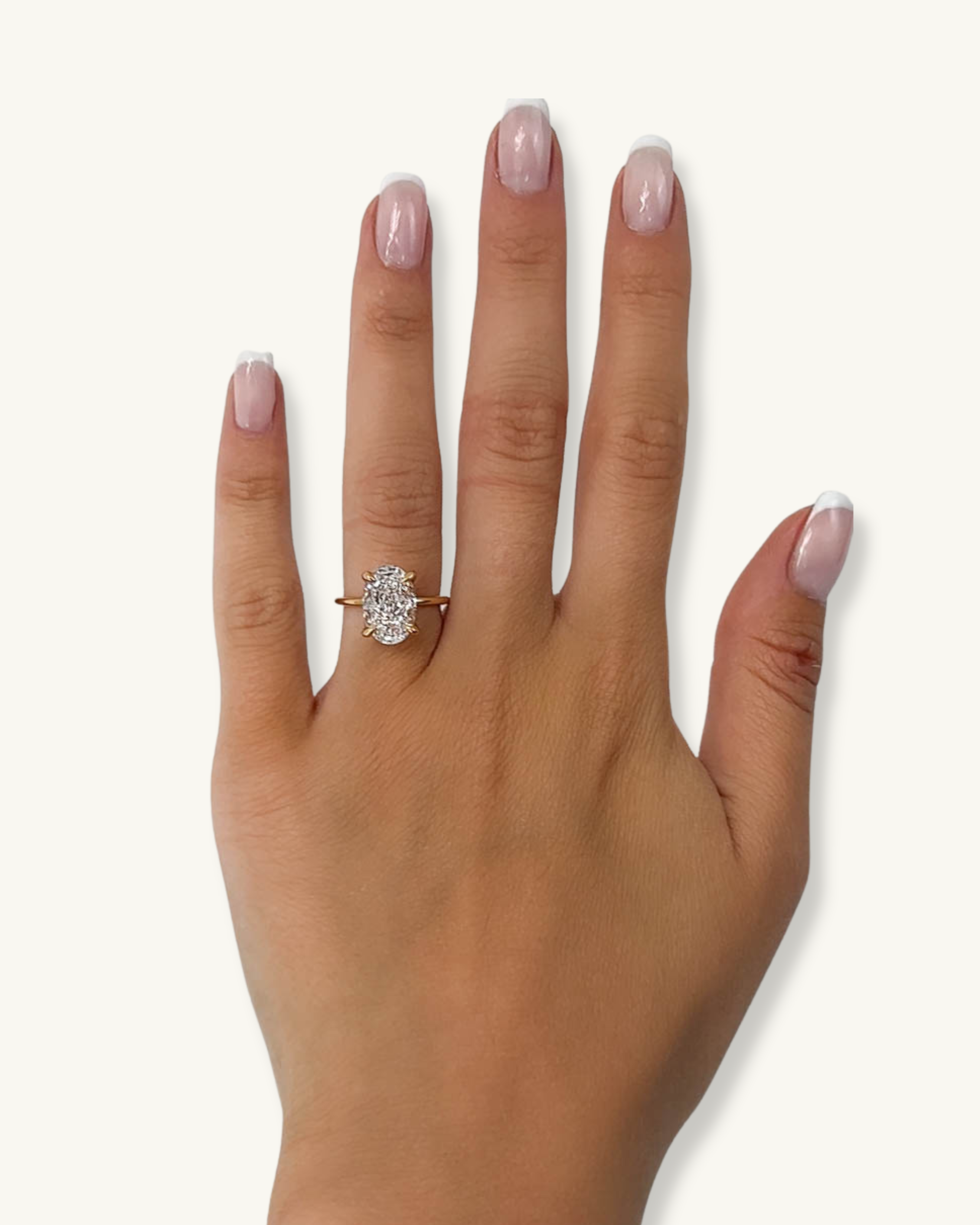 SOLITAIRE OVALE 4,7 ct