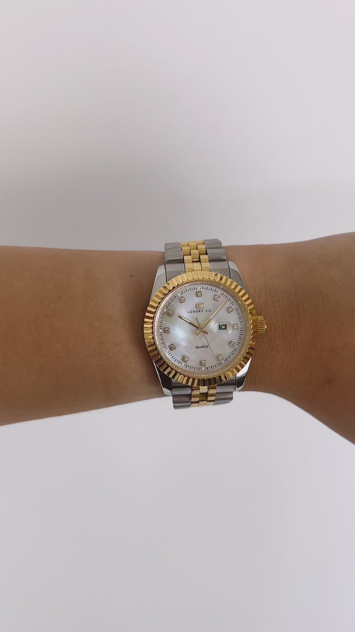 36 MM - MONTRE CLASSIQUE CC