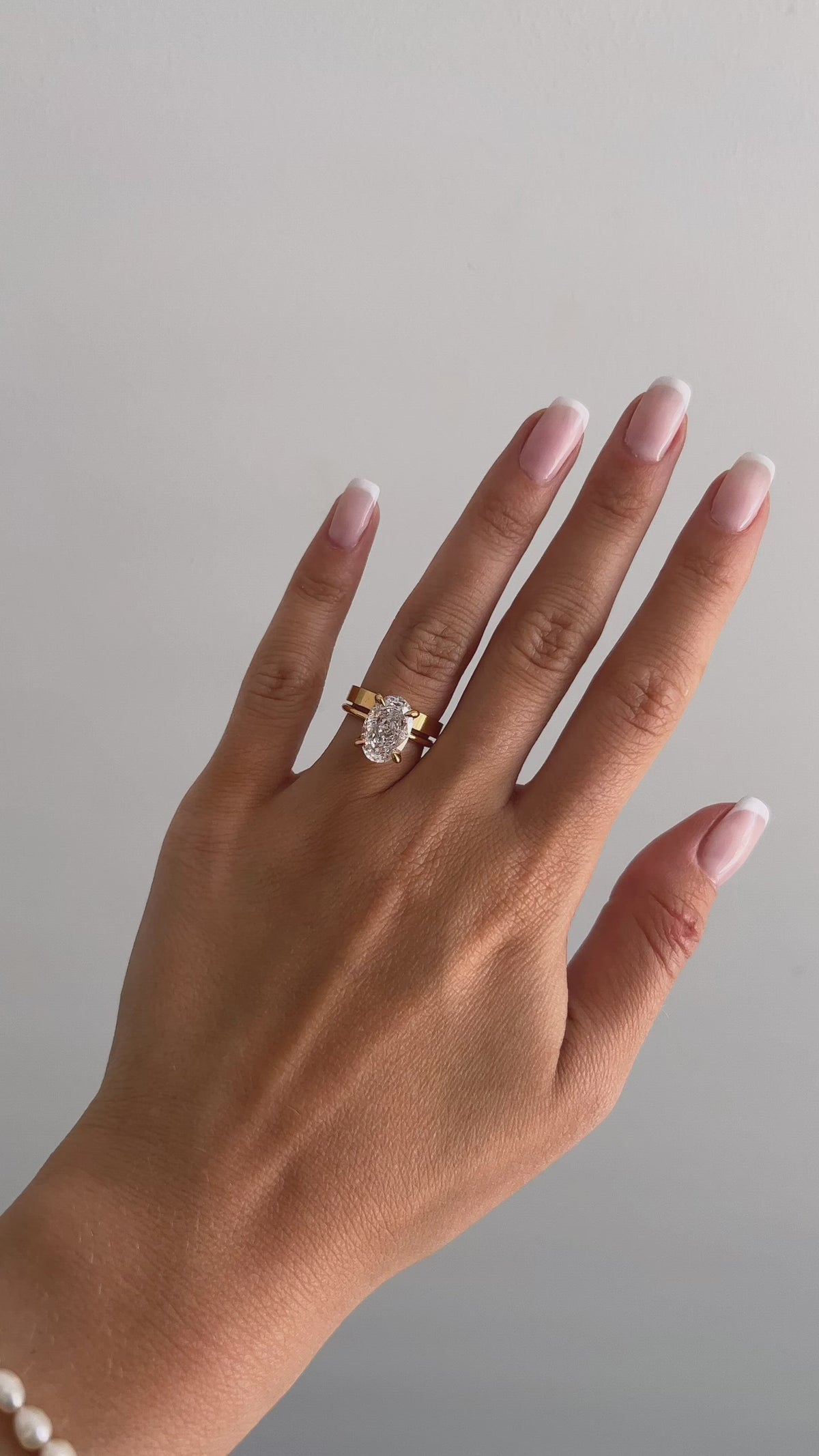 SUTTON - 4.7ct OVAL LUXE SOLITAIRE