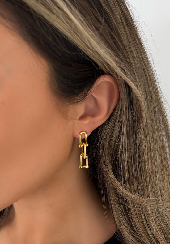 TREASURE DANGLE EARRING